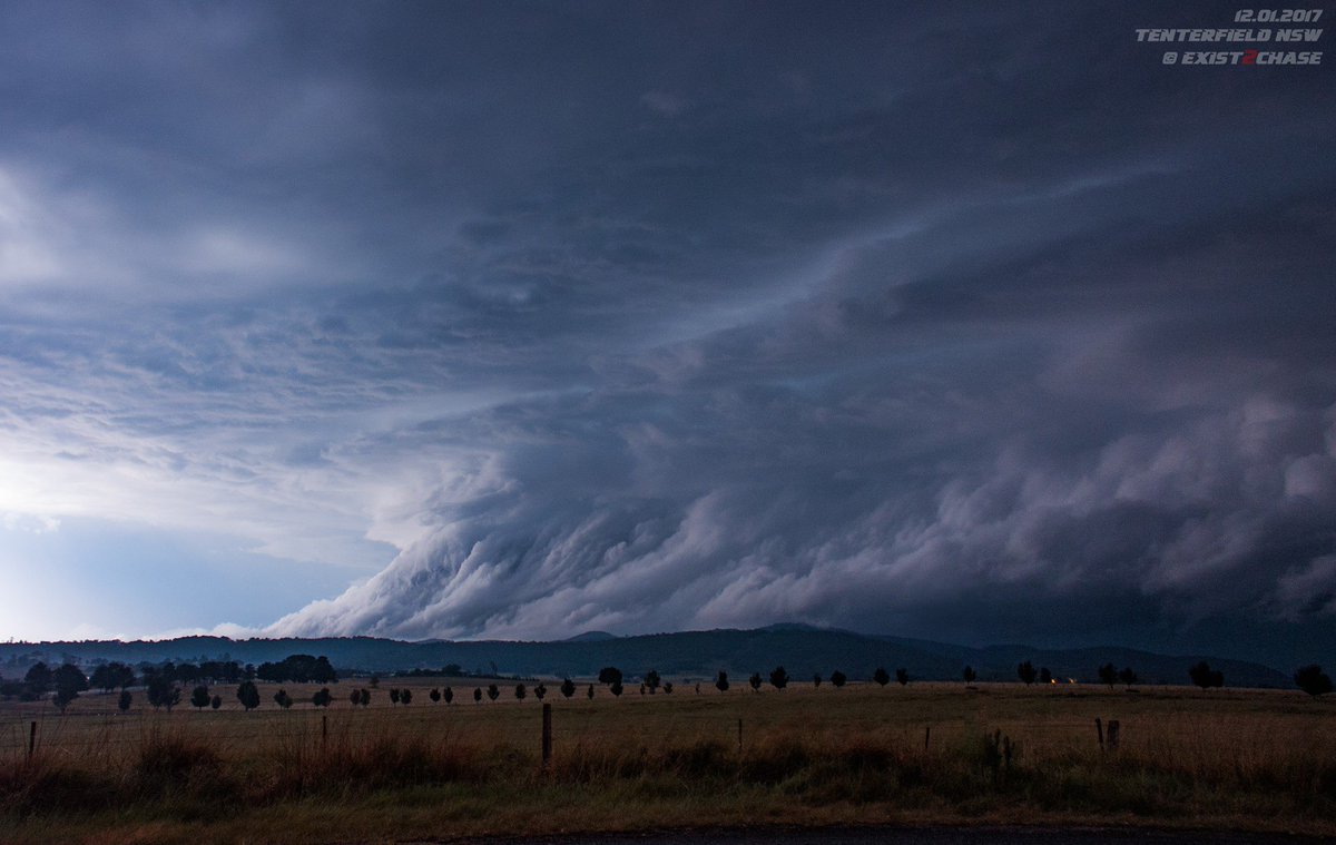 Stormy sky seen last year from New South Wales, Australia. Photo credit: Andy Barber. #StormHour