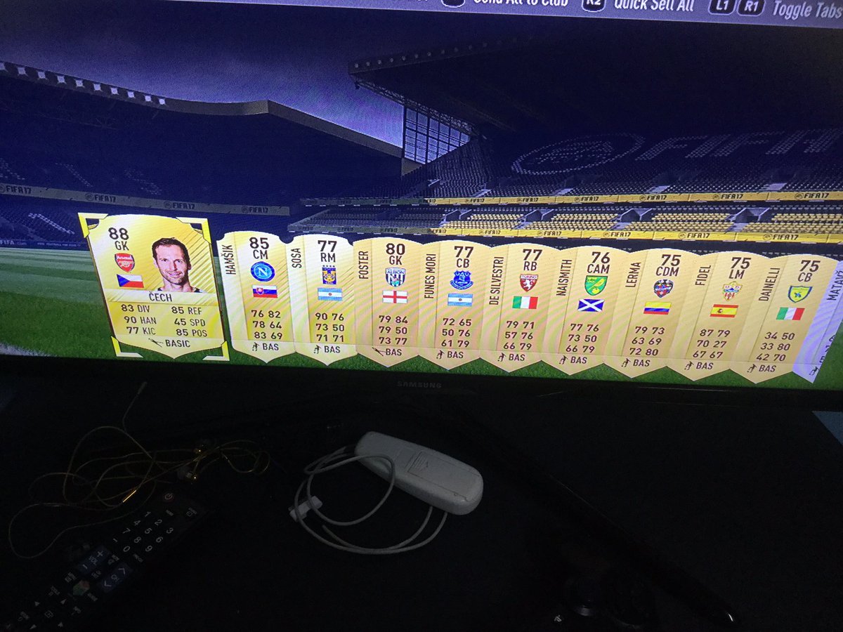 AgueroSZN_'s tweet image. Willian + Cech + Hamsik = GIVEAWAY!
Retweet &amp;amp; follow me &amp;amp; @UnrealDybala 
Winner when he has 2k