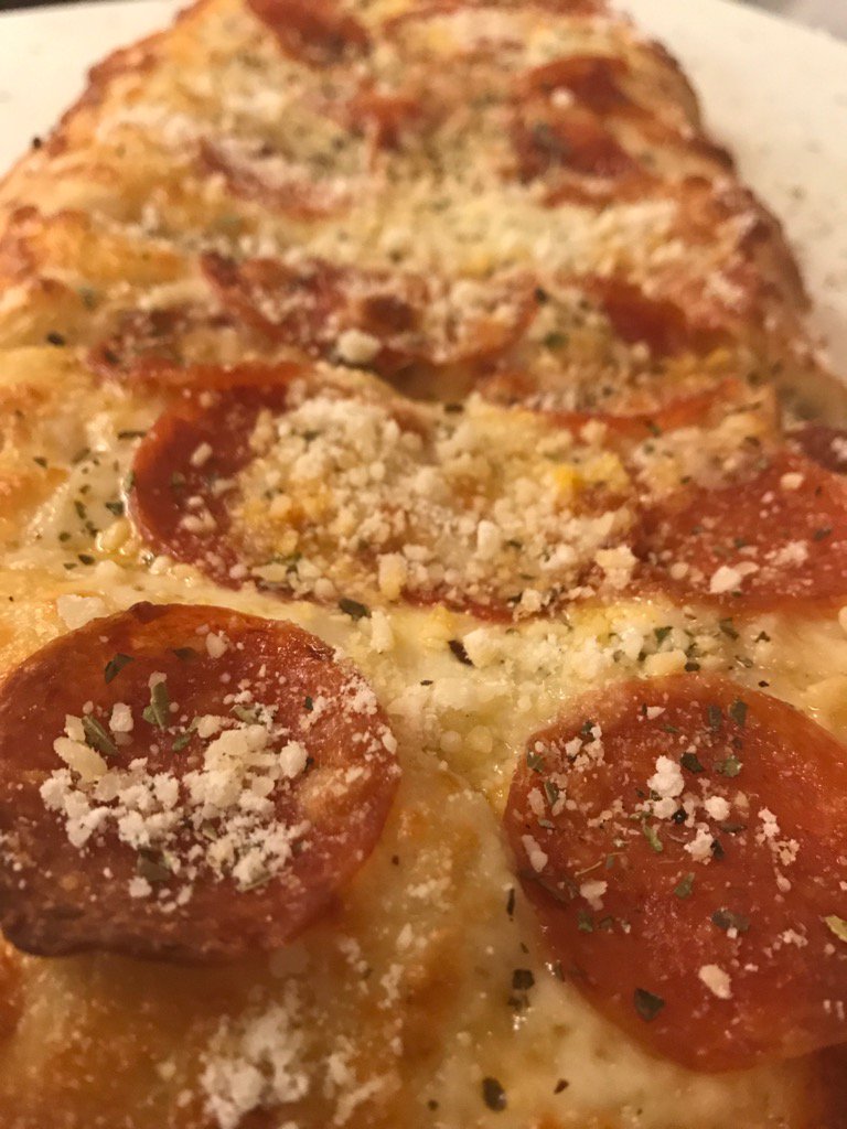 state_stix's tweet photo. #statestix pepperoni #PennState #orderupstate #lunch #dinnertime #saturday https://t.co/g8sKRbLhuD