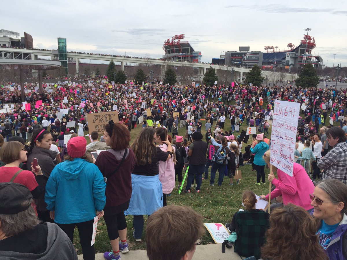 triciacast's tweet photo. #WomensMarchNashville #WomensMarch # https://t.co/WosFawSjw4