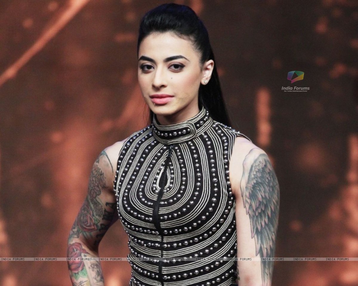 VJ Bani J's workout pictures are giving us major fitness goals |  Photogallery - ETimes