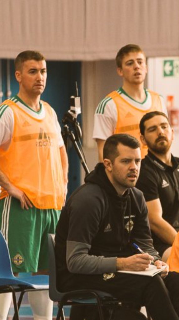maradonnelly10's tweet photo. @adambarr10 @ciarandonaghy πππ no idea but it got quite a few stares! #GreatFacials https://t.co/60YukspN1T