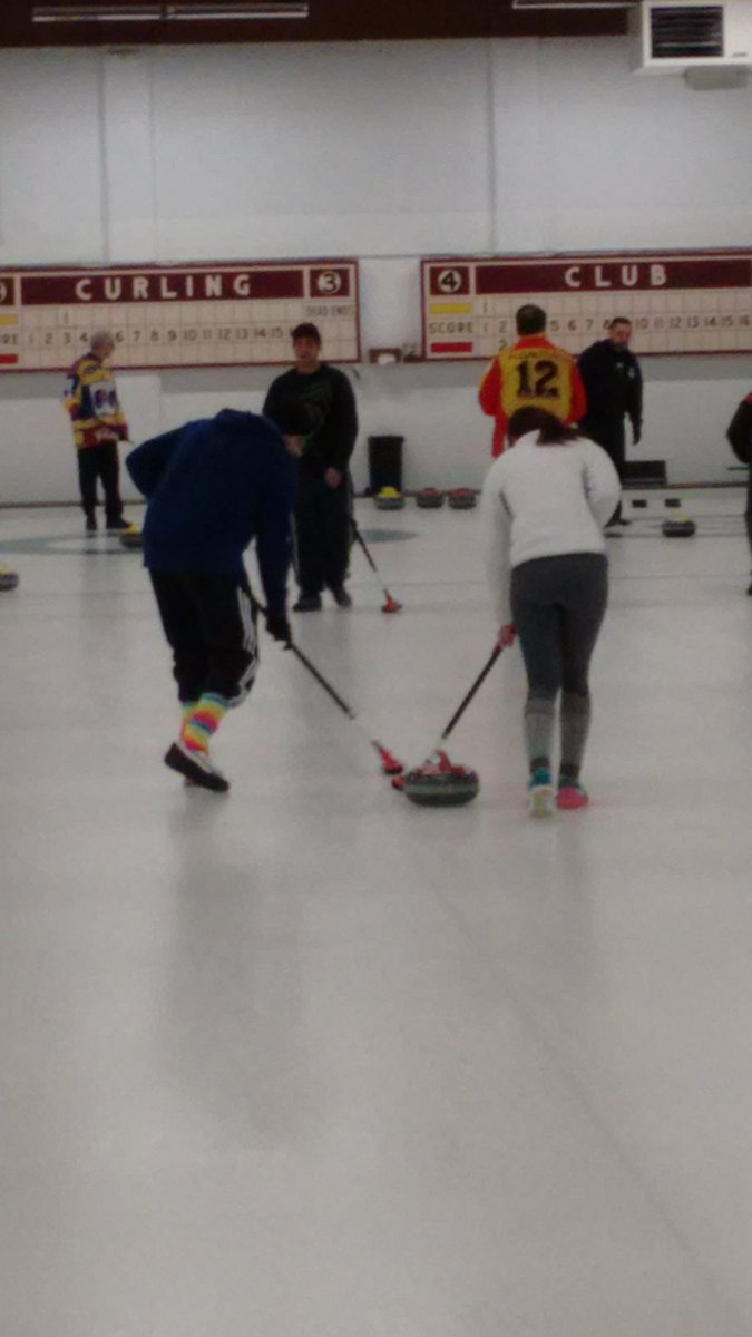 HN_YPN's tweet photo. #curling #funspeil @russellmania369 @DoddElissa #HNYPN #HNTSO https://t.co/KmWp9GP5Kd