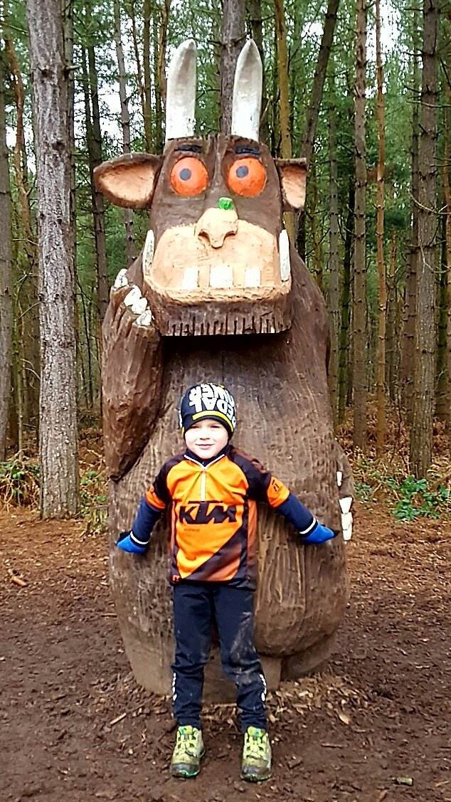 New <a href="/AlturaCycling/">Altura</a> leggings from <a href="/EvansCycles/">Evans Cycles</a> #Chester kept him proper warm today <a href="/PedalPowerNG/">Pedal Power Festival</a> <a href="/AATR_Cycling/">AATR - All About The Ride</a> <a href="/KTMBikesUK/">KTM Bikes UK</a>