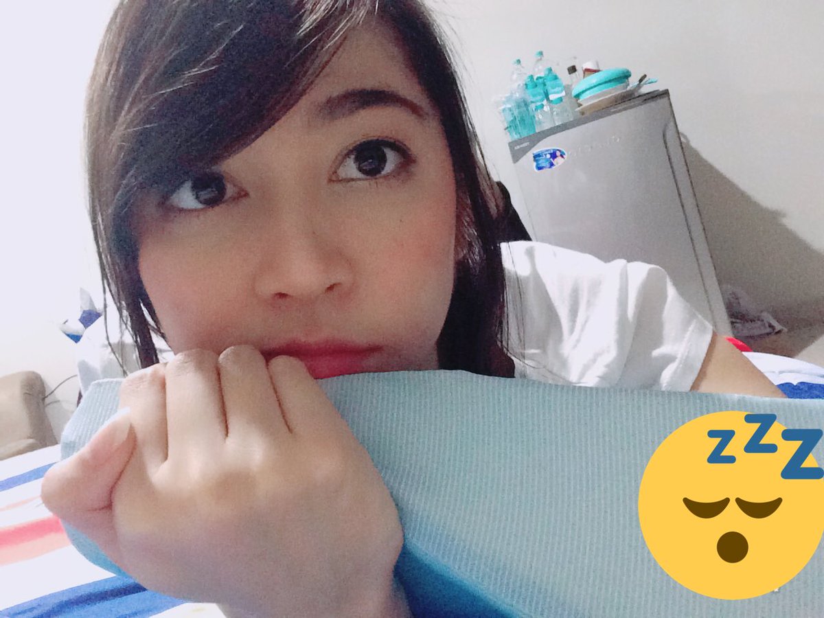 jcvrnd19's tweet photo. Good niight, sleep well, sweet dream~
Jangan lupa bersyukur untuk hari ini~ https://t.co/E5aoLDFciA