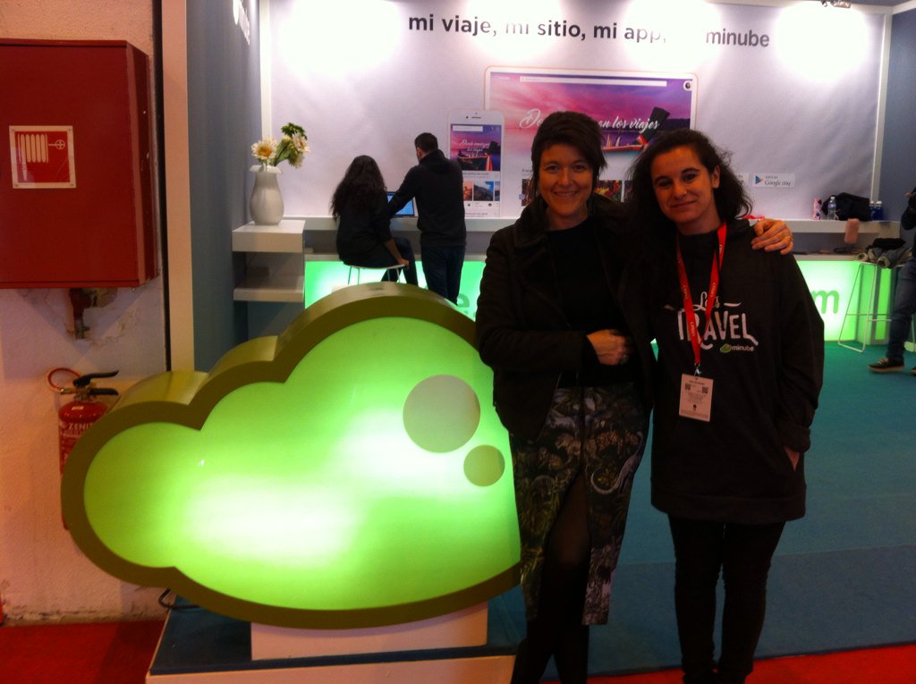 alimcamara's tweet photo. Y al final conocimos a Paula de @minube en #FITUR2017 y nos explicaron #minubeschool https://t.co/k3Wv3Sknb8