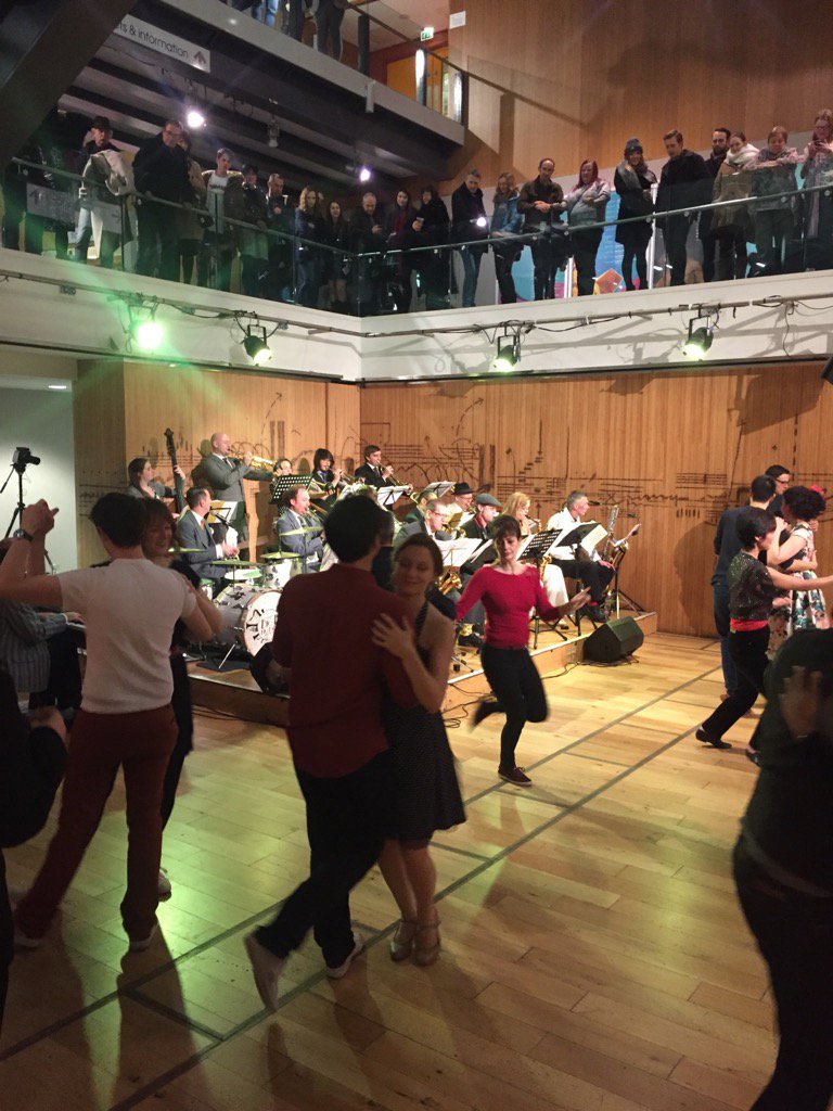 LilTantrumFilms's tweet photo. Absolutely excellent swing dancing with The Big R Band before Charlie Chaplin @SlapstickFest 2017! https://t.co/kBMEItIoWy