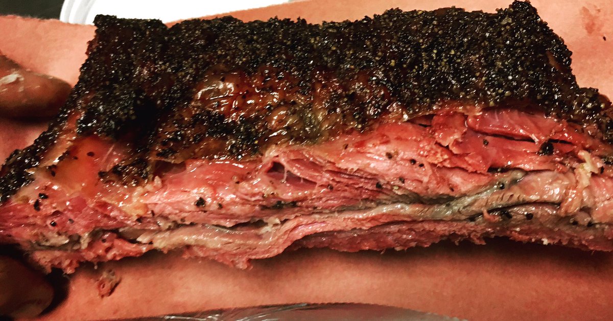 burntends210's tweet photo. Cash me at Burnt Ends. How bow dah?! #beefrib #howbowdah #bbq #txbbq #lowandslow #barbecue #weekend #burntendssa #mmmMeat https://t.co/MNudqznmMe