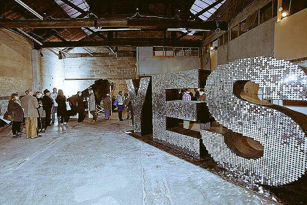 IldikoBuckley's tweet photo. YES #installed at @OVADA_Gallery oxford launch in 2012. Sculpture by @ildikobuckley &amp;Jane Palmer #sculpture #publicart image by Adrian Arbib https://t.co/zDQAnwwNbT