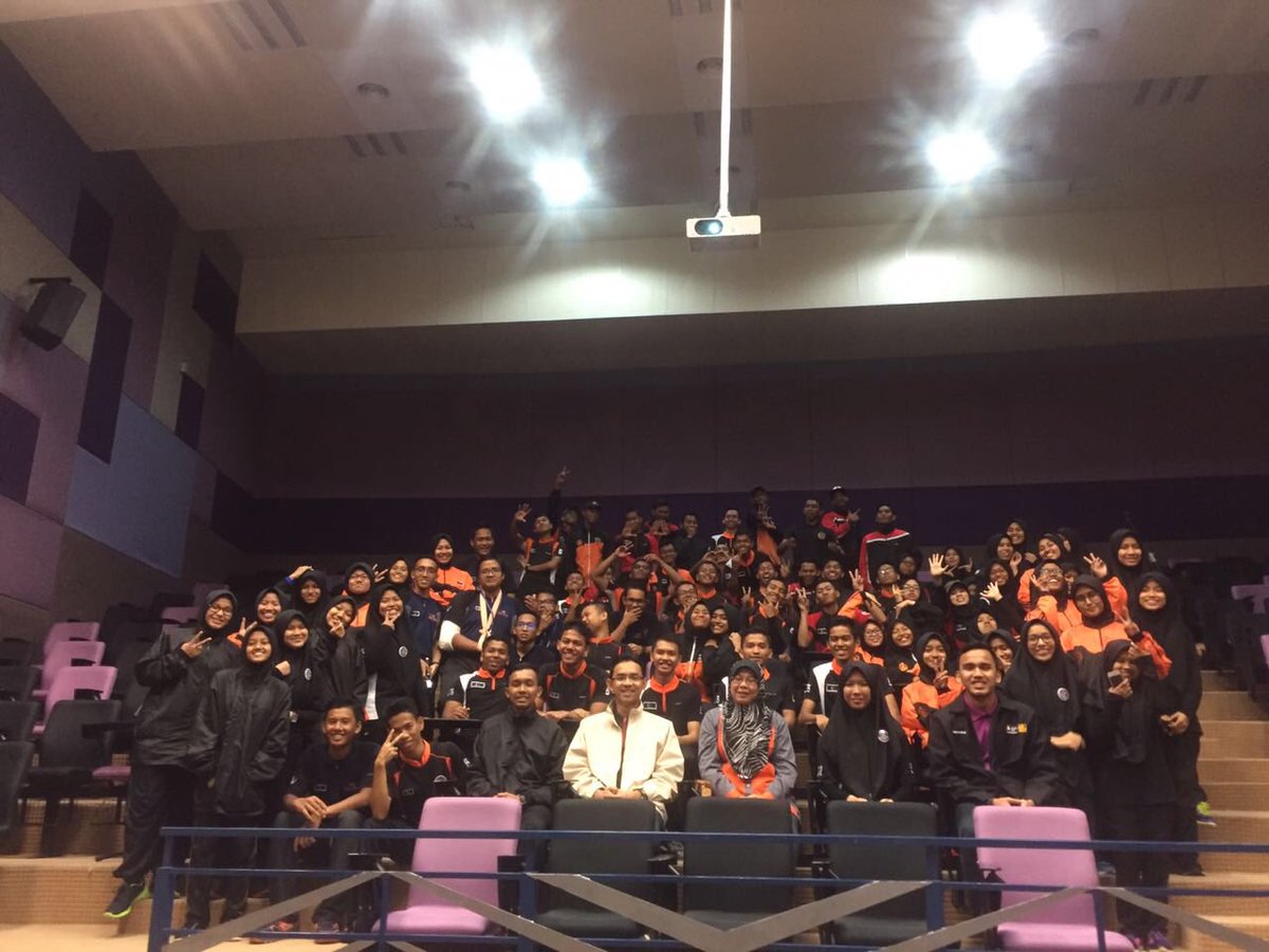 sharksquadbb's tweet photo. Hi-Tea Commander #sharksquadbb. Thanks for coming gaiss #sharksquadkt #sharksquaddungun https://t.co/sAO1N1EYO3