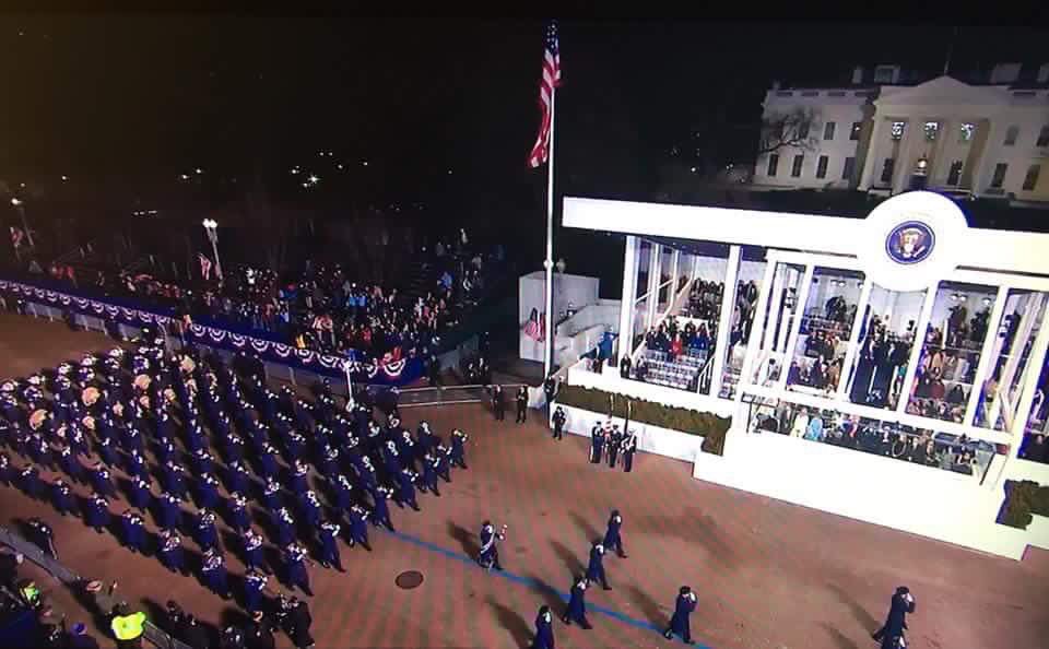 Passing the review stand for the @TrumpInaugural. #AmericasAirmen