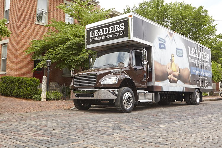 LeadersMoving's tweet image. Choosing the right #mover is hard. Our Leaders trucks show that we take pride in #moving. ow.ly/oxaO307yQhG #LeadersDifference