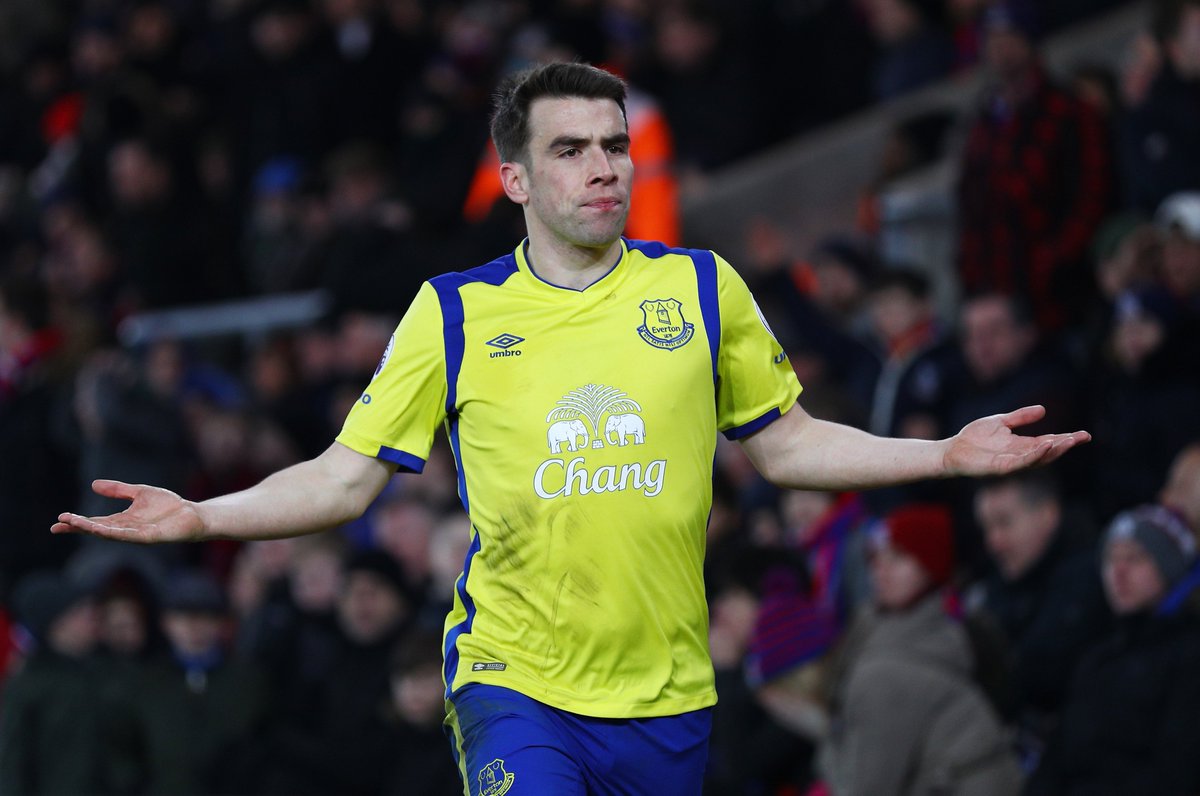 Everton's tweet photo. 🔵 | How much did this guy cost again? #EFCawayday https://t.co/dxOEifEOxb