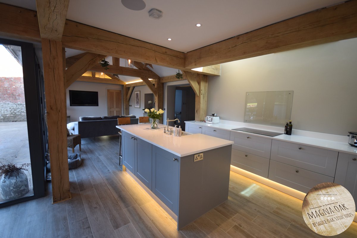 MagnaOak's tweet photo. Oak framed cottage extension transformed into a beautiful family home. #Oakframe #cottage #interior #ChewValley #Somerset https://t.co/vDHvbdw9BJ