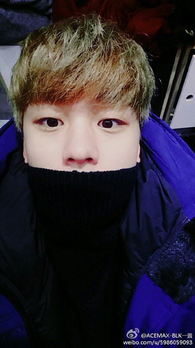 BLKRPBR's tweet photo. [Δ] 동곤's weibo update. #acemaxblack
멍~ https://t.co/eLe6P4nEjS