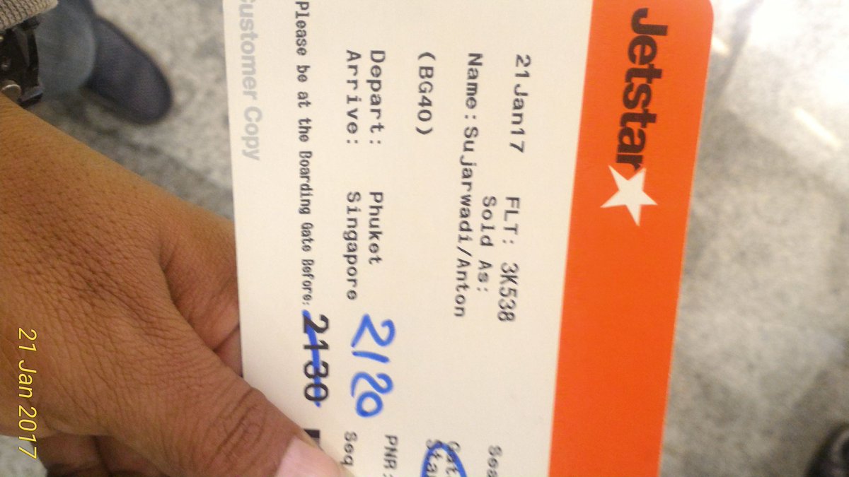 Transit dulu singapore....