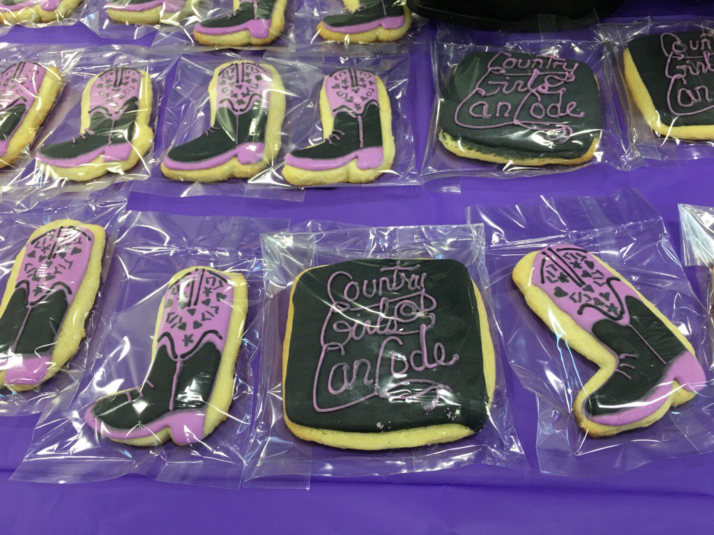 EdTxAnn's tweet image. We haz cookies! Look @poofichu - we can eat your designs! #countrygirlscode @WWCodeATX