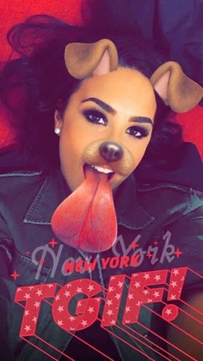 ritaleee's tweet photo. Demi Lovato com efeito de cachorrinho apreciaction tweet 

LOVATICS REINAM #Lovatics #BestFanArmy #IHeartAwards https://t.co/IZWyDpl2xV