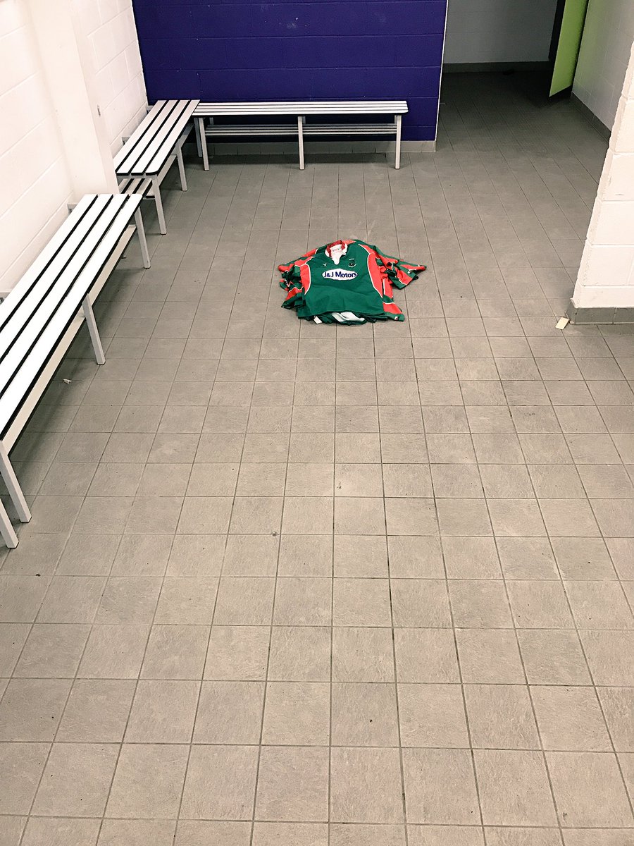 After suffering a heavy loss this morning, this is how the under 11's left the changing rooms. Respect, discipline, responsibility and pride
