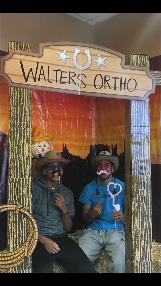 CJWindsor3's tweet photo. This been my brother since the gardens 😏 happy birthday big bro let's catch this dub tomorrow #30-5-5 😋 #BigOneNine https://t.co/Xn5elaMsR6