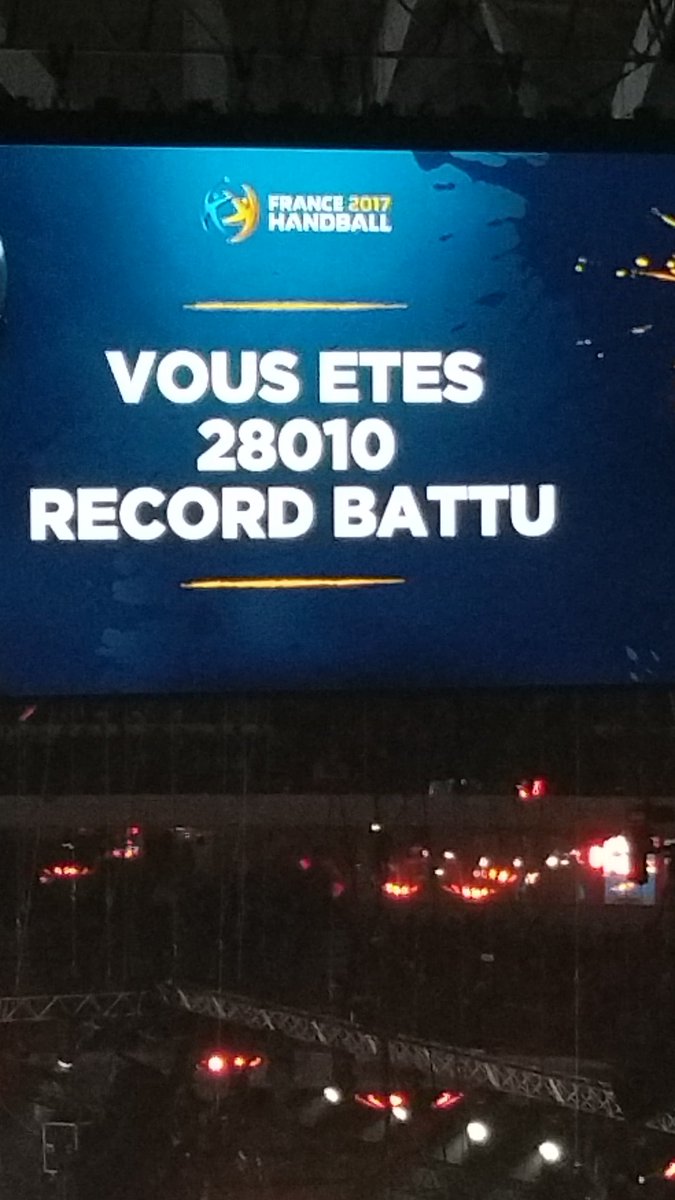 TFOUSSARD60's tweet photo. #phenomenalhandball #mondialhandball2017   record battu France / Islande @bbarbusse @FRAHandball @EspritHandball https://t.co/OzoBnqhAWx