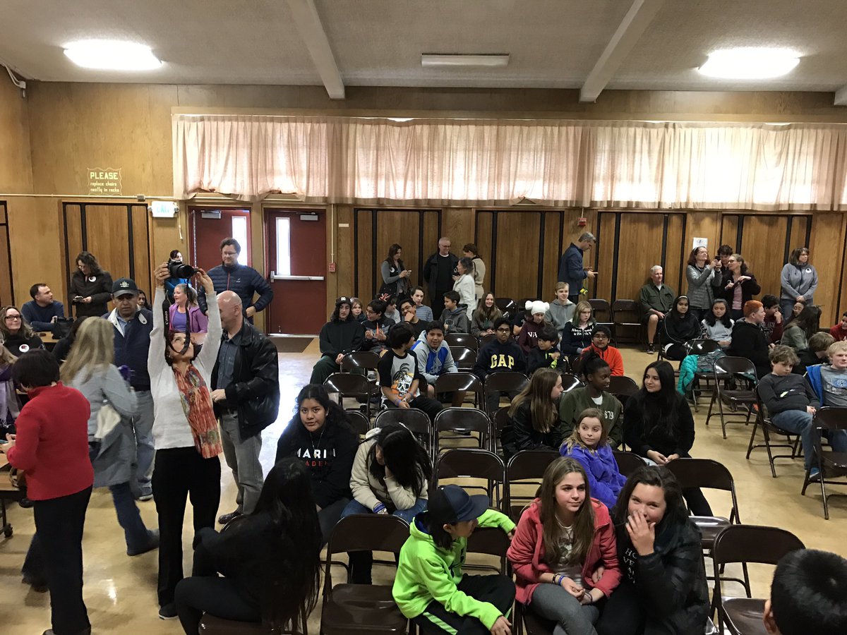 PACSMcK's tweet photo. Congratulations to McKinley's 7th and 8th-grade Honor Roll students for the Fall of 2016! #petk12 https://t.co/B5z5Xx3H3p