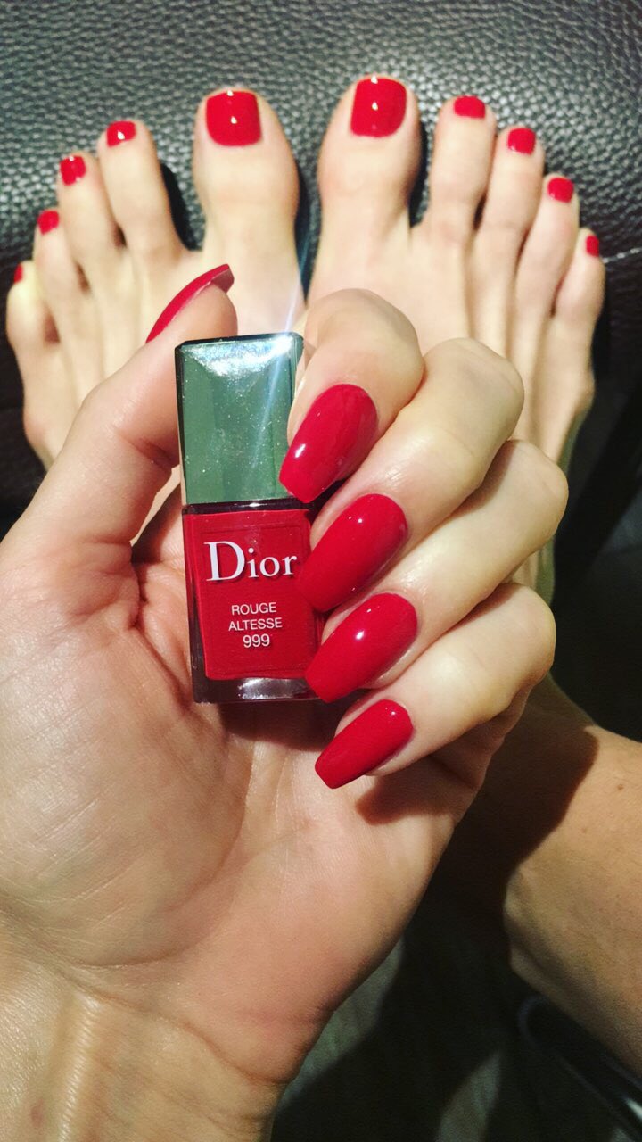Dior love 770 nail cheap polish