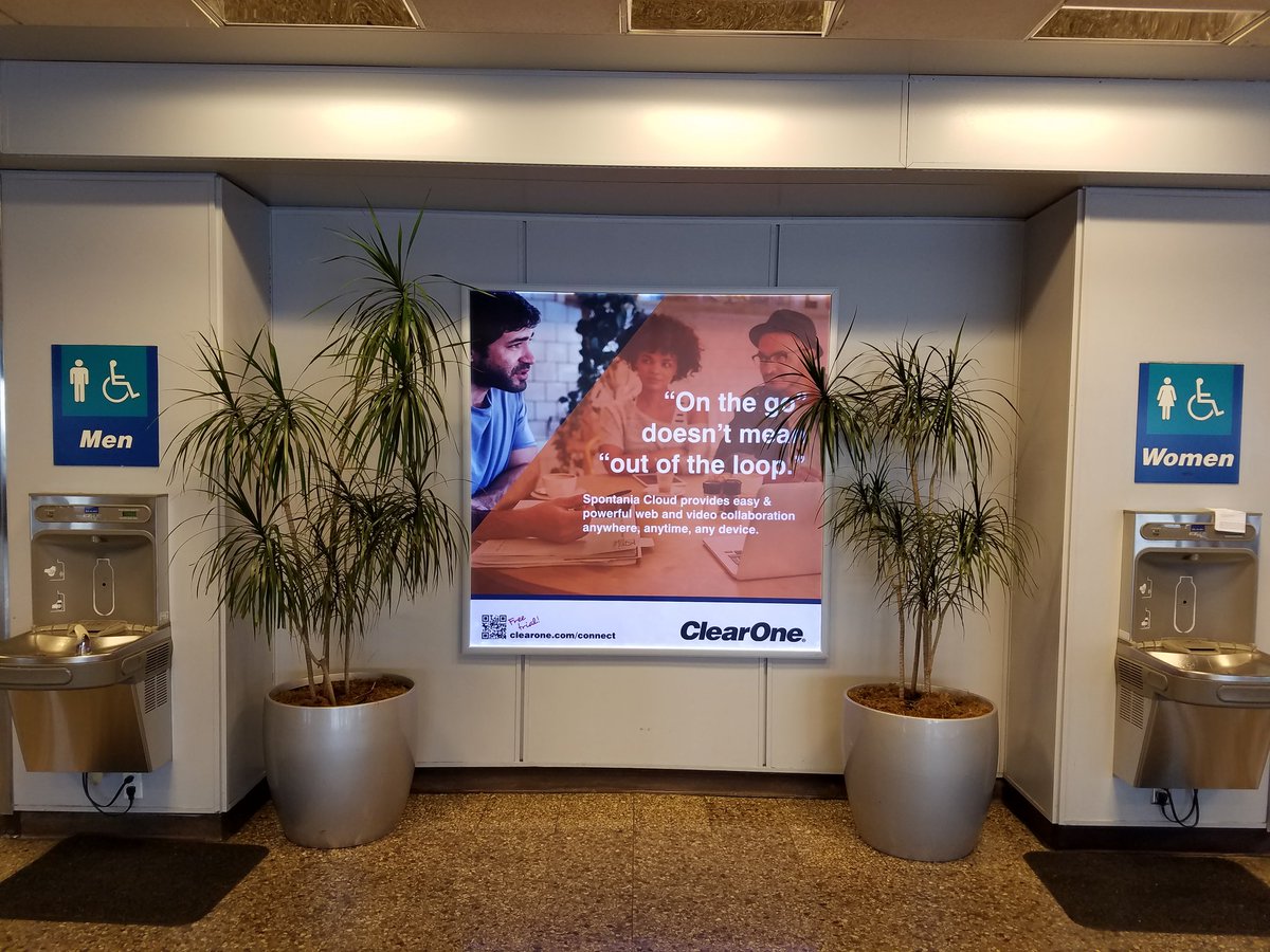 LarryHandy007's tweet image. In utah drinkers r segregated by gender