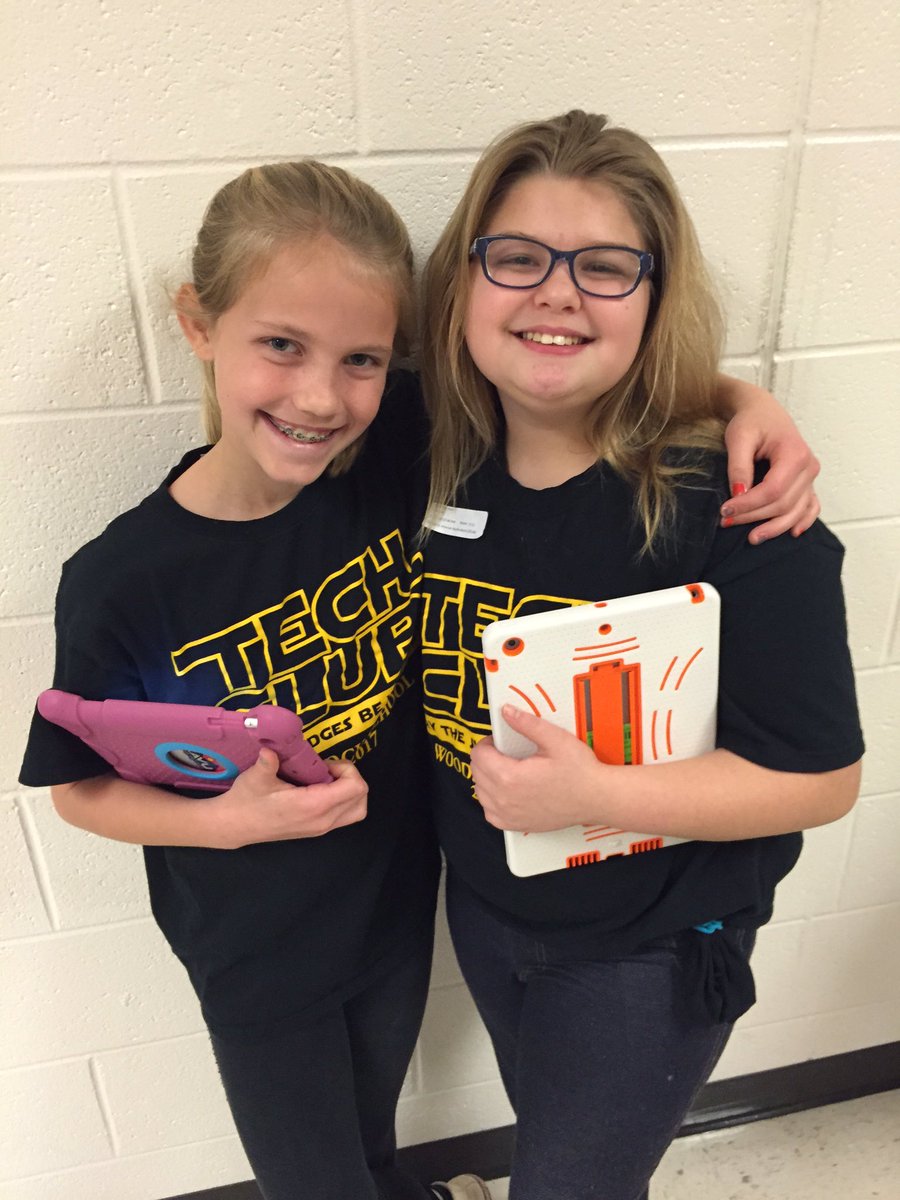 KristenBrooks77's tweet photo. These two smart girls are ready to compete! #CCSDTECHFAIR #CCSDTECHCLUB #WESiPadLab https://t.co/DxA5yLM2sT