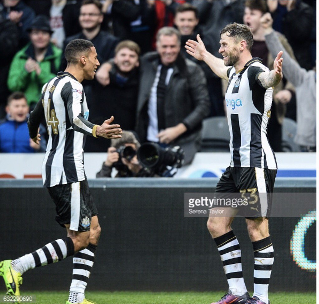 Isaac Hayden tweet media