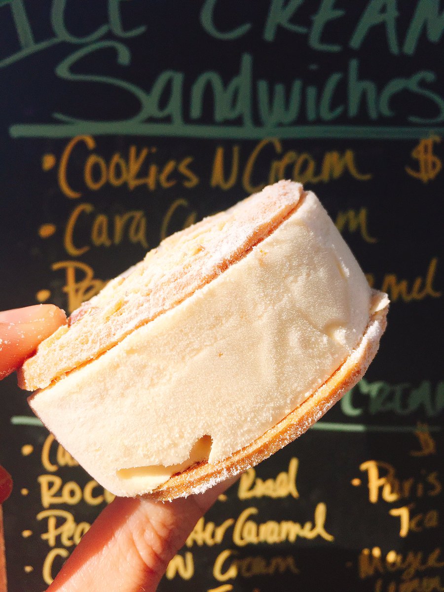 Happy Saturday! We're out at Tip Top Grill 12-3 (trike) and tonight at The Summit 4-9 (truck)!! #caracaracreamsammie