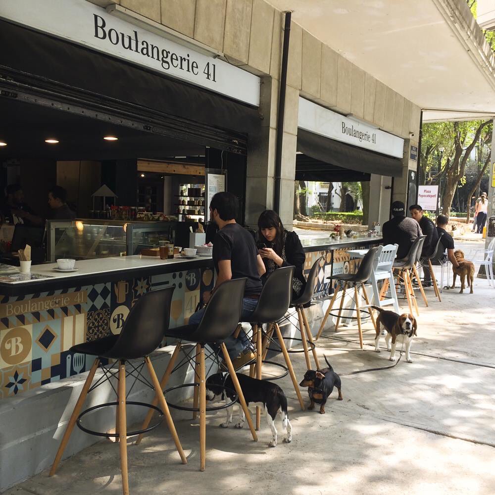 ¿Antojo de brunch? Ahora servimos nuestro menú de desayunos hasta las 4:00pm, déjate consentir en B41 #condesa #cdmx