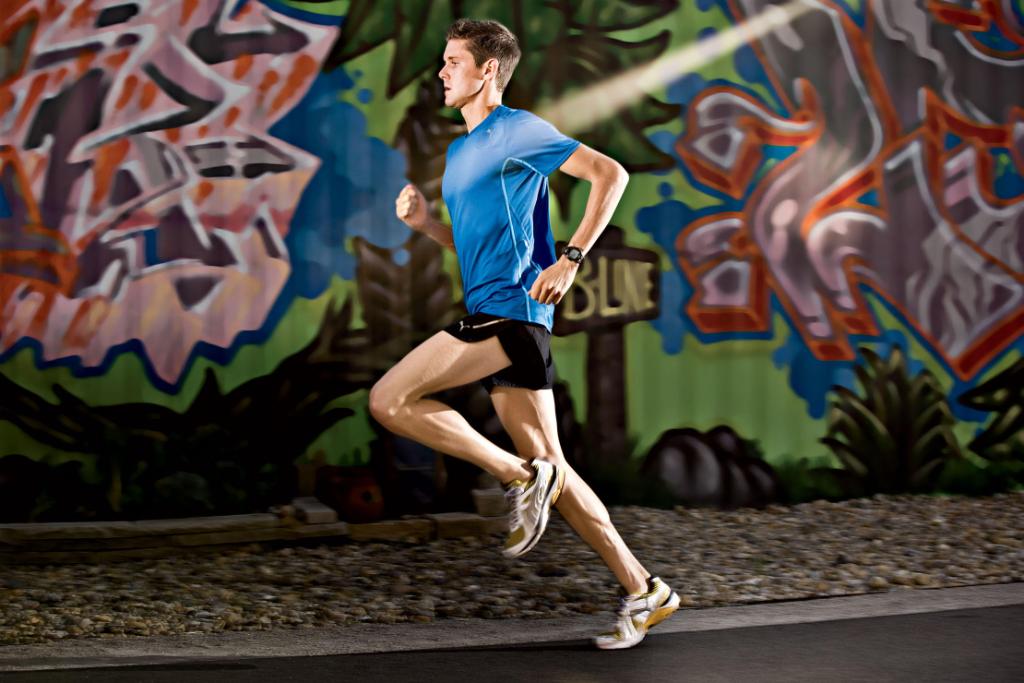 runnersworld's tweet image. Use these tips to know how fast (or slow) you are running. spr.ly/60168uq54