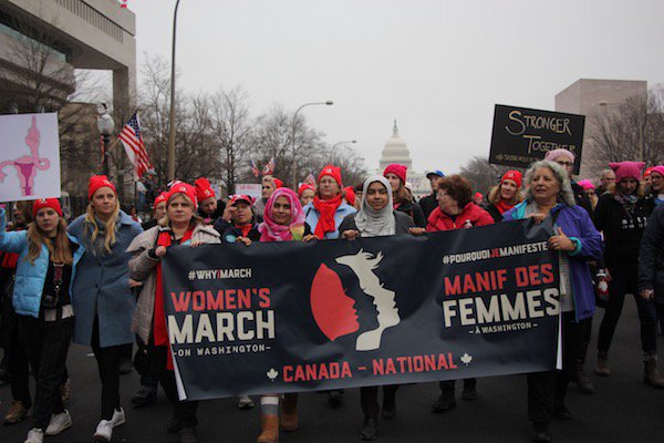 TheLantern's tweet photo. Ohio State students join Women’s March on Washington https://t.co/RiZtvRdn4h https://t.co/TPpaYeBYYc