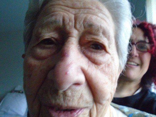 DeniseD72's tweet photo. Right now I could use one big group hug #SideEffectOfGrief #MariaCastellucci #LovedNeverForgotten #Gratitude #Family https://t.co/jh0cE8lwQR