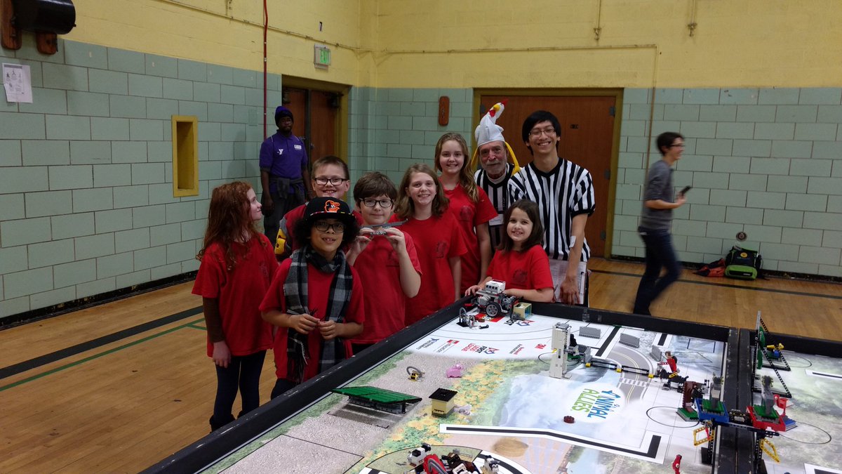 jay8828's tweet image. Starting round 3 at the BCPSS First Lego League qualifier. Go Medfield Owlbots. @BaltCitySchools