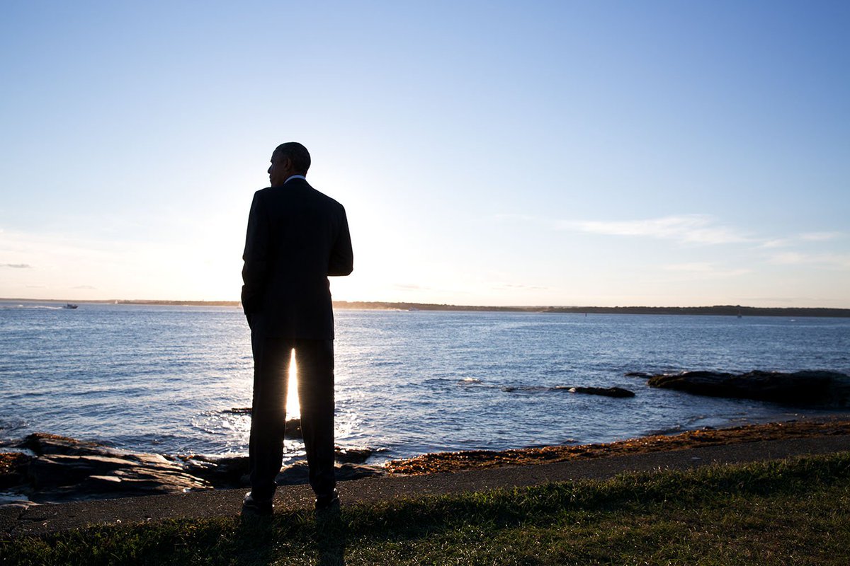 ObamaFoundation's tweet image. Our goal is to help make sure America’s best days are ahead of us. Help us define what that means: obama.org/your-voice/