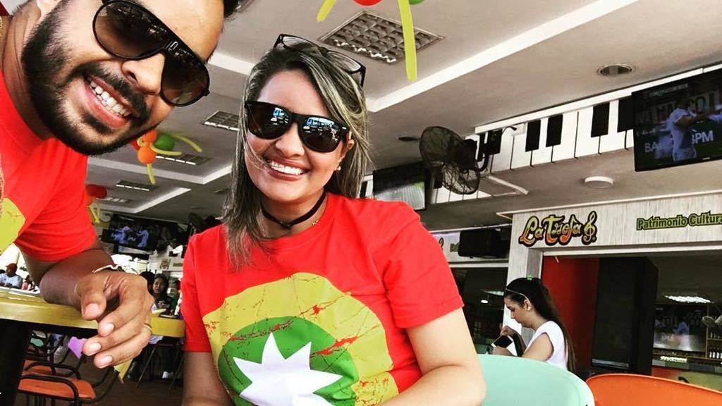 garyp0401's tweet photo. Ya nosotros ya..... Ahí fue!!!! @latrojasalsa #CarnivalMode #dejaderefinarte #modoCarnaval… https://t.co/Ux1GeIaON6 https://t.co/IoCwAP862p