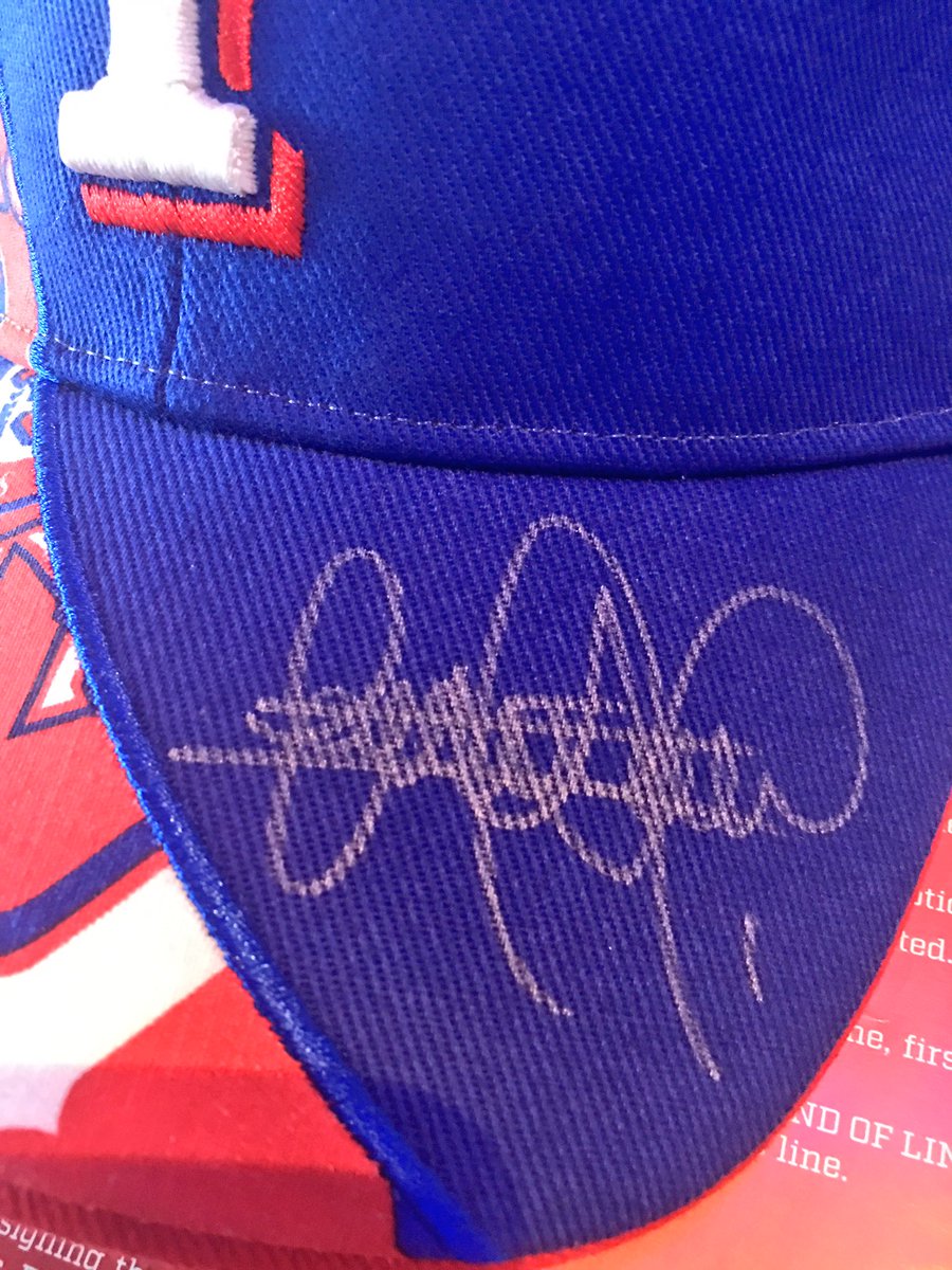 phlatscreen's tweet photo. Mom is having a good time @ #RangersFanFest! She even got an autographed hat from @ElvisandrusSS1! #TomGrieve #MattHarrison #DarrenOliver https://t.co/Zcov2ANdbF