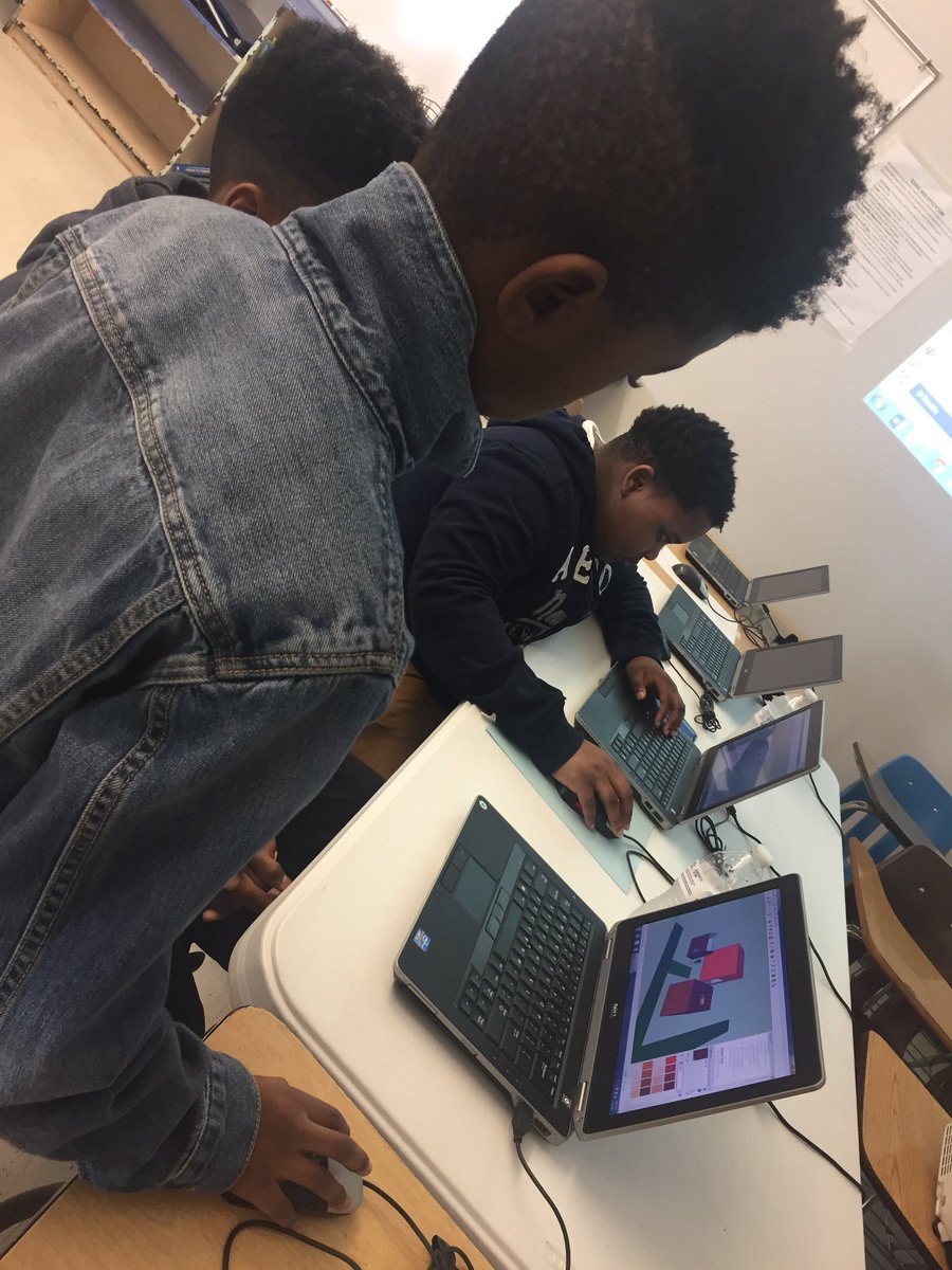 HSDGifted's tweet image. Great job @khealy185 @mrhealyhealymr  @thinkdreamdare1 getting @HazelwoodSD community excited about STEM #STEMextravaganza