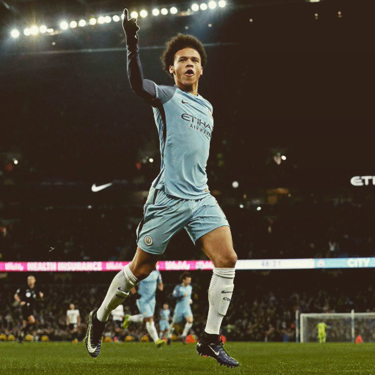leroy_sane's tweet photo. Happy about my goal but in the end it's a disappointing result 😕⚽ Let's continue the hard work &amp; better results will come again for sure 👊 https://t.co/9juQsfiFd7