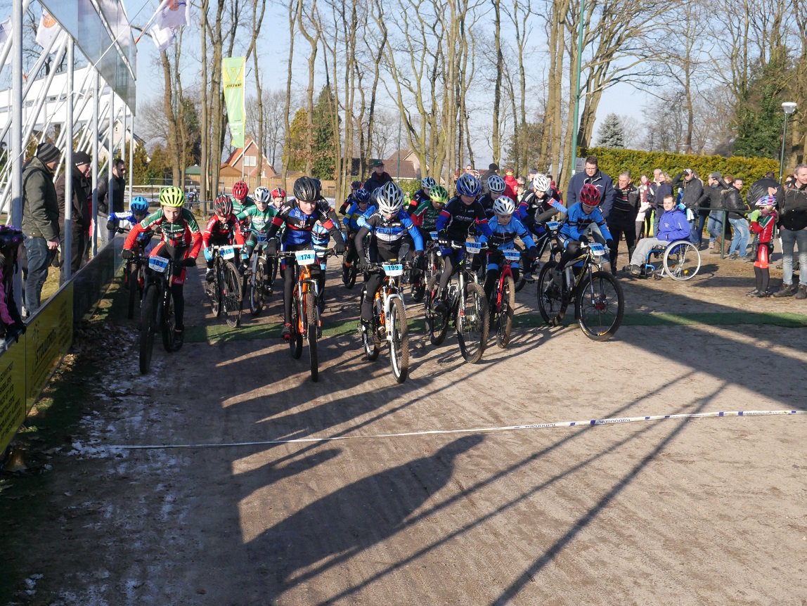 ATBOldebroek's tweet photo. Finaledag @Stouwdamsport Wintercompetitie. Uitslag en foto's staan op https://t.co/bpX9YyJwmH #oldebroek https://t.co/KclBUOBxTU