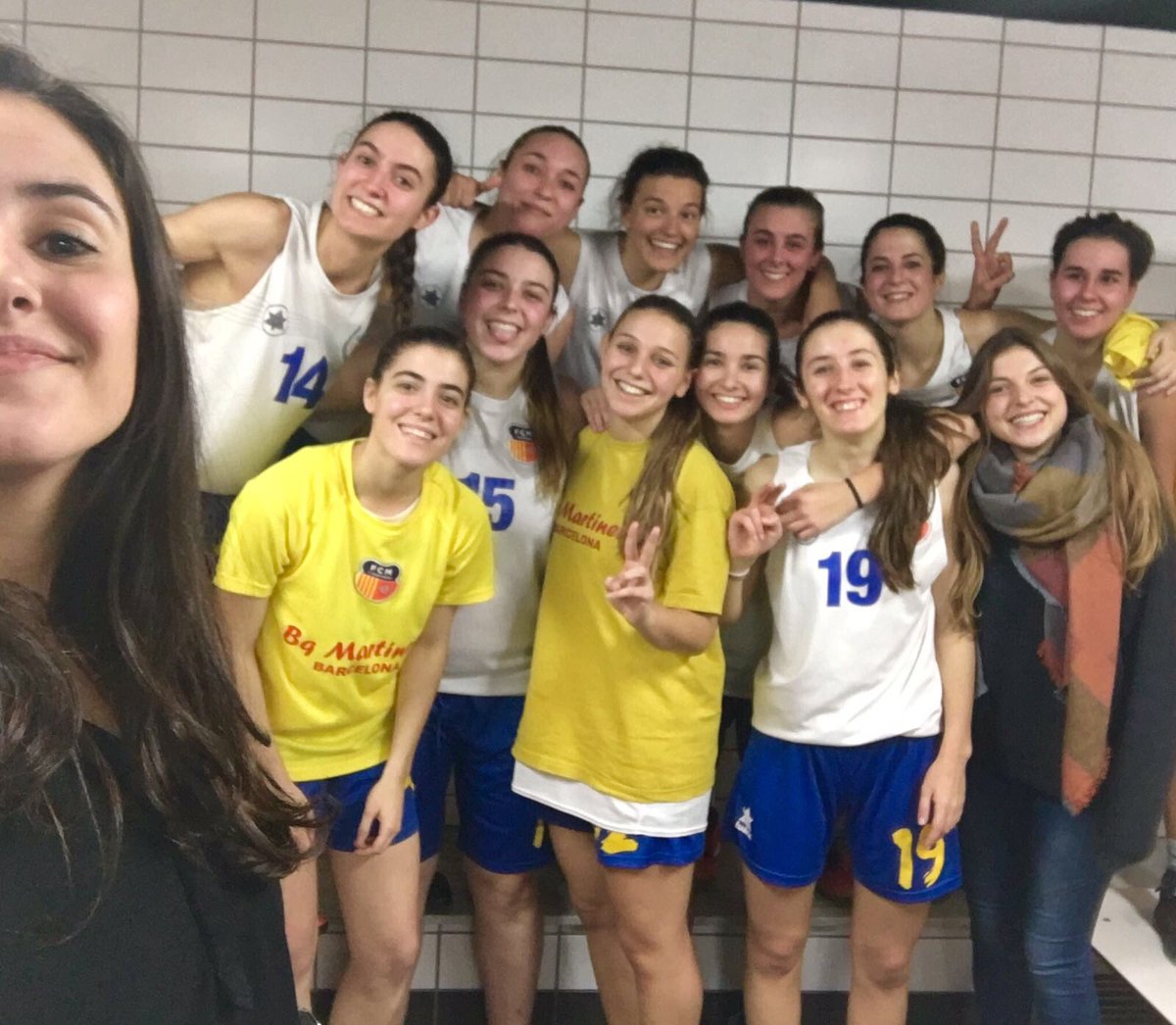 martinencbq's tweet photo. Victòria del Sènior B femení al camp del #cbimma per 41 a 44!! Felicitats noies! #somMartinenc 🏀🏀 https://t.co/a5pnyf3693