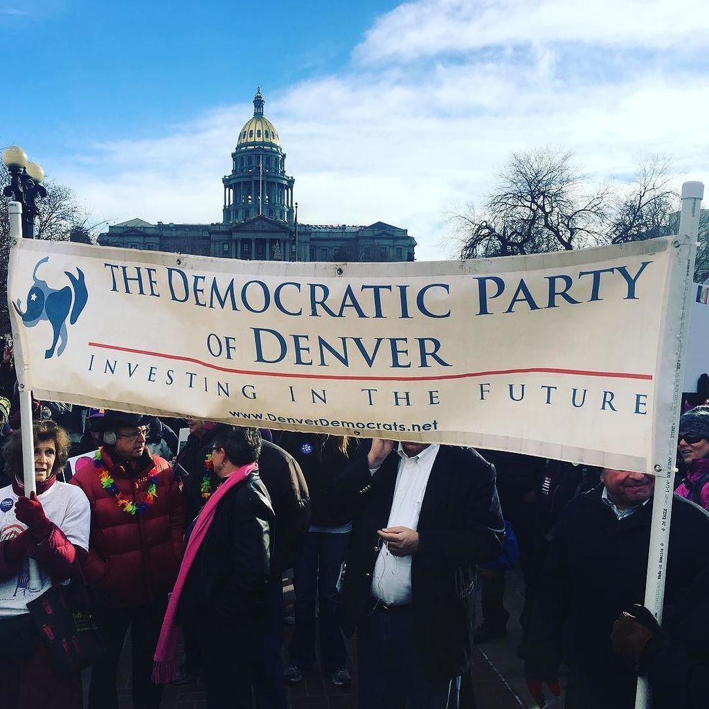 jamesreyes's tweet photo. #marchondenver #denverdemocrats https://t.co/JySmkhF9J9 https://t.co/AlkBygrioF