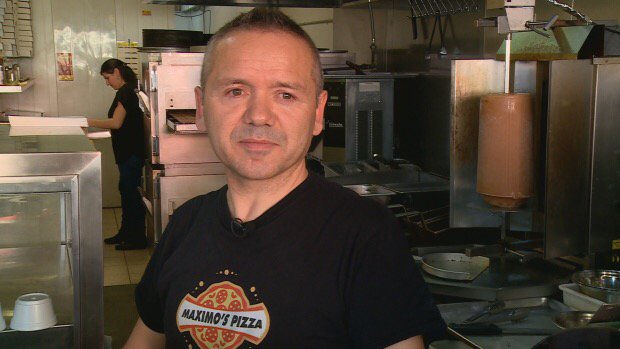 ReadeCM's tweet image. 'I have to save lives': Edmonton restaurant owner cleared building on fire 
cbc.ca/1.3945958
@yeg