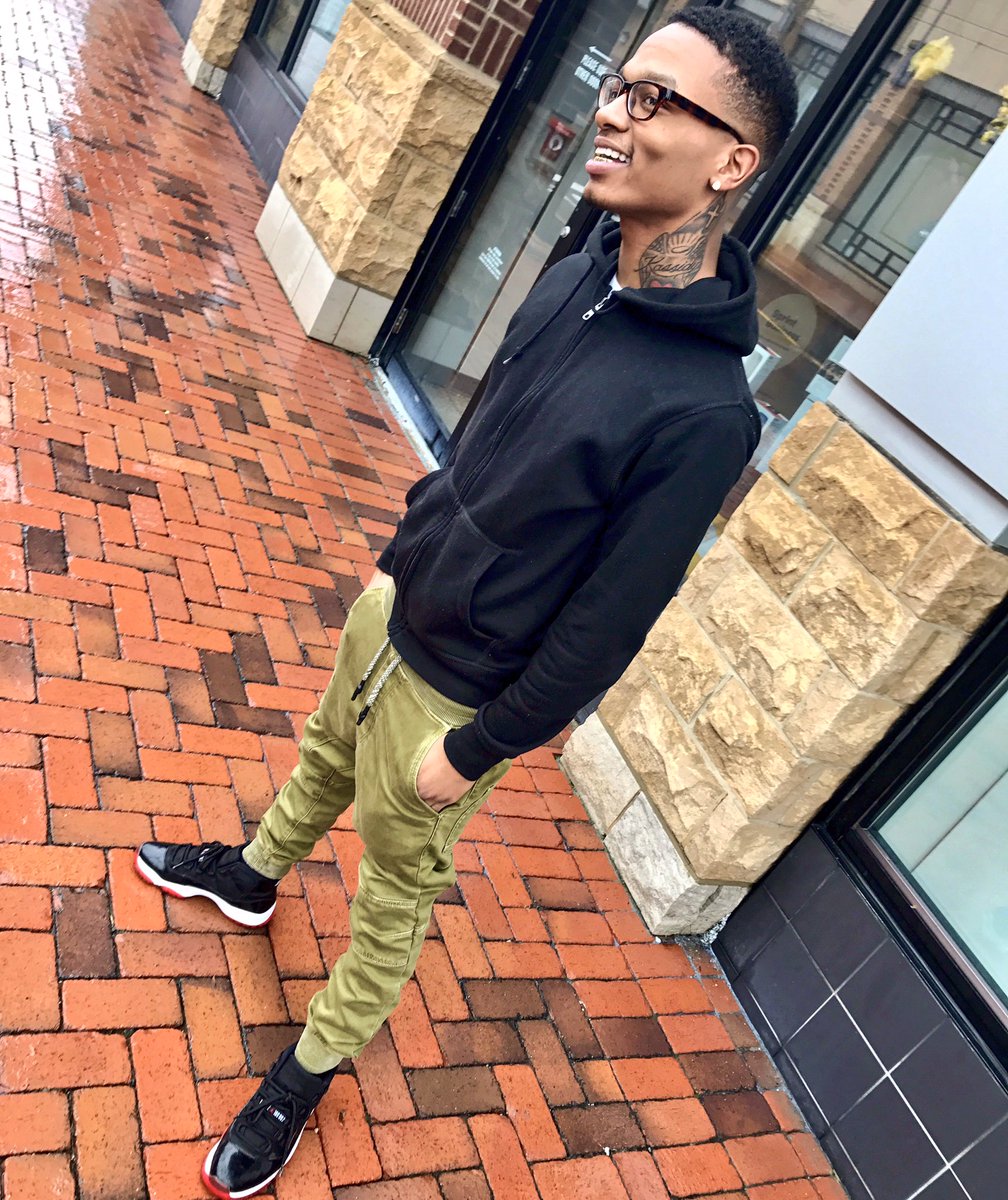 __jharper's tweet photo. 🃏 https://t.co/wthqpND66T