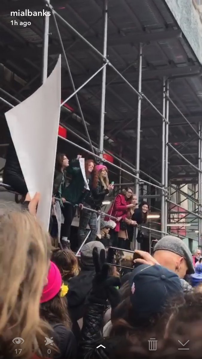MiaBCHS's tweet photo. TONS of people at the #wmnyc https://t.co/UlbDLmBZfv