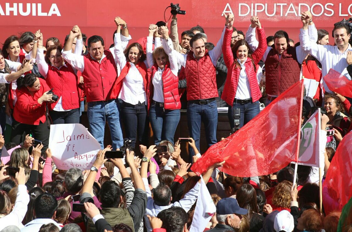 manolojim's tweet photo. Hoy tuve la oportunidad de regístrame como aspirante a precandidato a la Presidencia Municipal de #Saltillo #VamosConTodo https://t.co/uW9YAMV0Cx