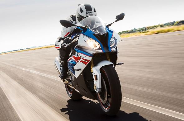 uitingroningen's tweet photo. Vandaag even er op uit? Dé Noordelijke Motorbeurs vandaag van 10.00 tot 18.00 uur! https://t.co/E4Bmha3ePE