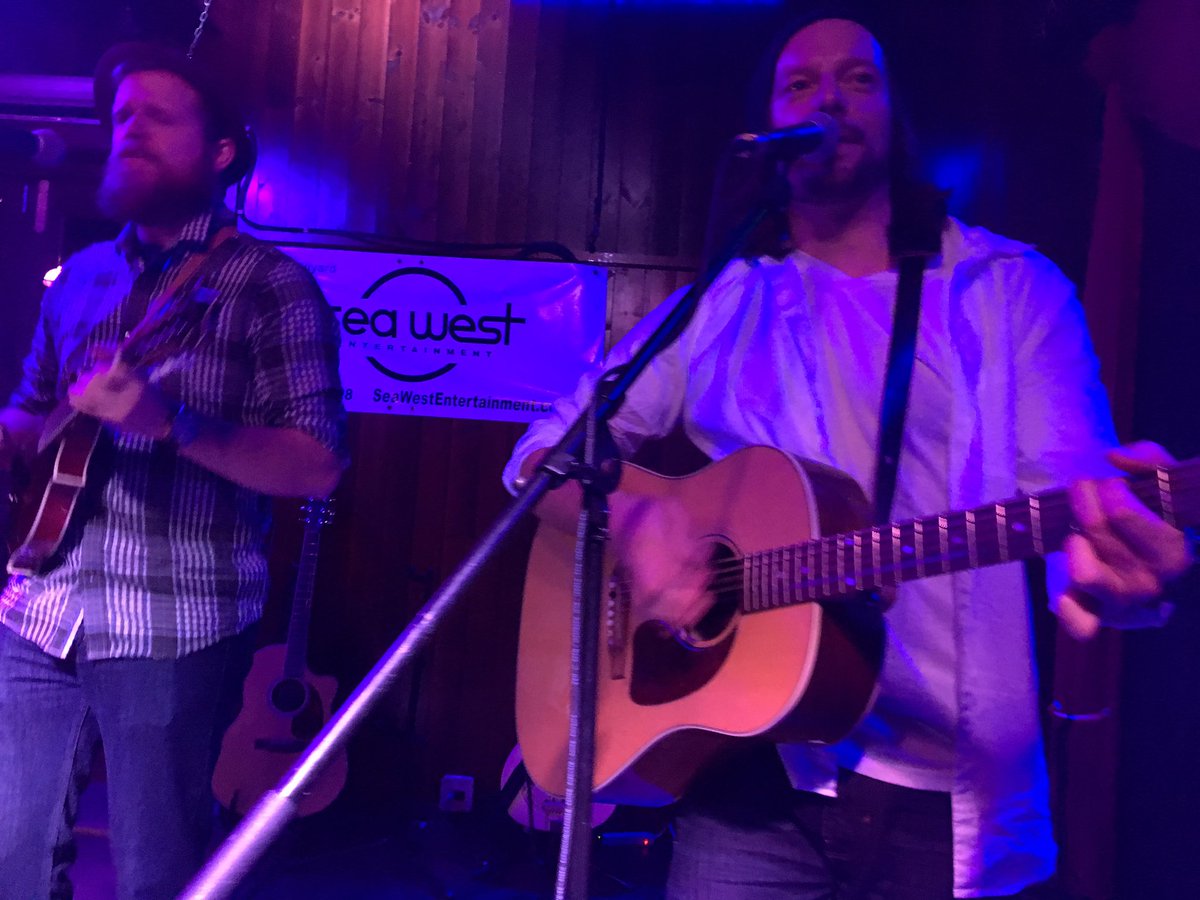 RailyardVenue's tweet photo. Another great night for Live Fridays Jan 20th. Tony O'Hara opened for the Pub Crawlers. Then DJ Elixir keep us dancing. #SeaWestEvents https://t.co/Le506kwi01